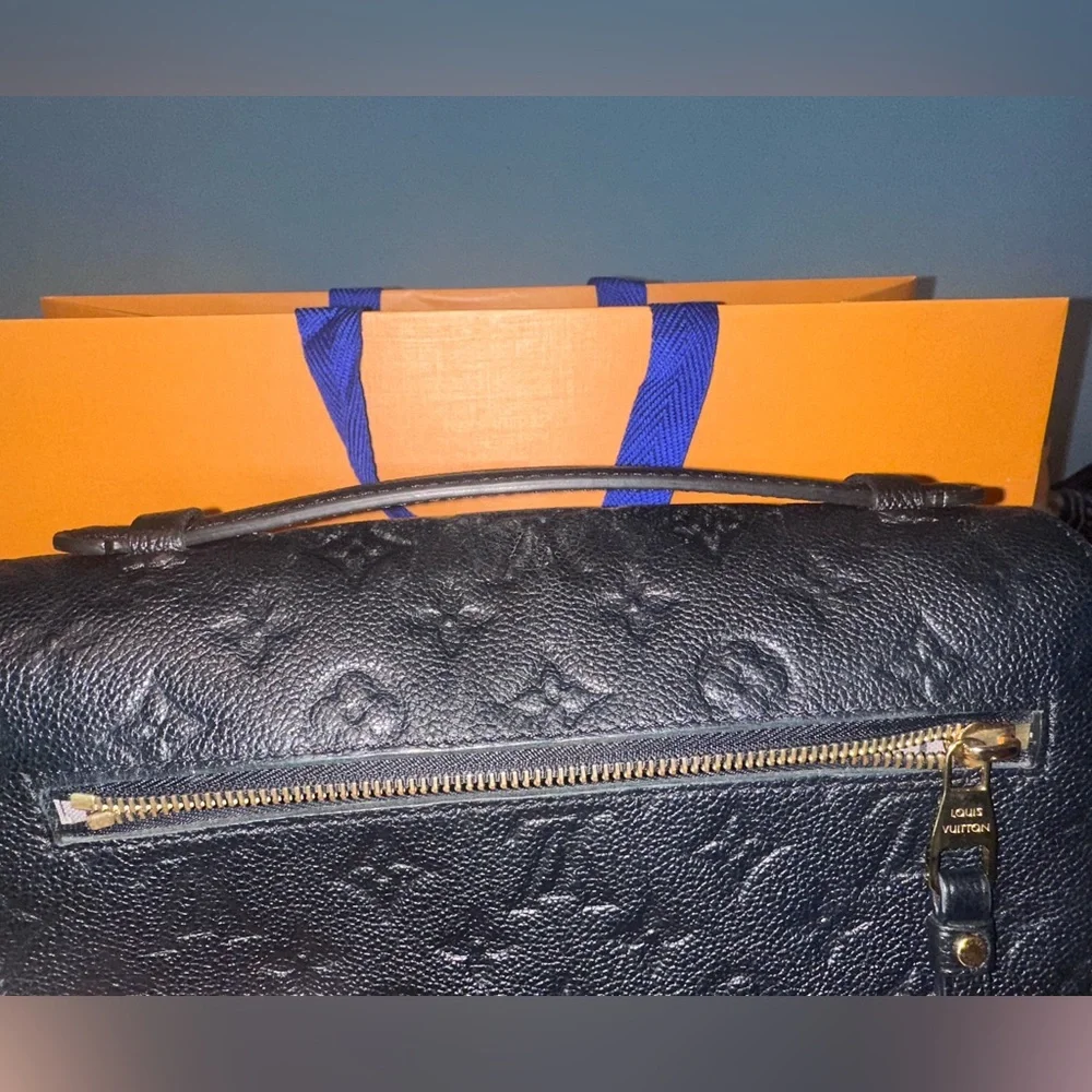 🎉 FULL COMPLETE SET! Louis Vuitton Black Empreinte Pochette Metis Crossbody - Picture 6 of 15
